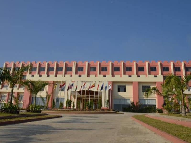 Great Wall Hotel - Nay Pyi Taw Oattara Thiri Dış mekan fotoğraf